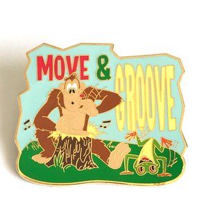 Vintage Rainforest Cafe Pin Ozzie & Cha Cha Lapel Hat Tie Tac Landry Restaurants